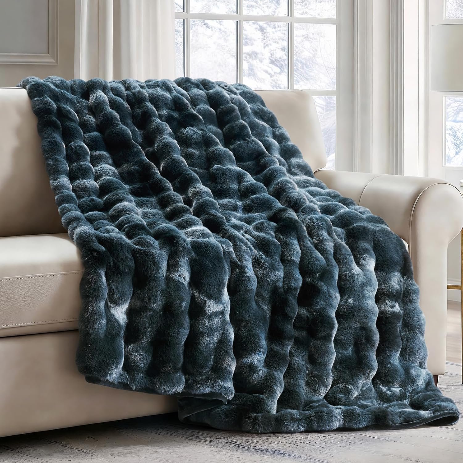 EverGrace Ultra Soft Luxury Fluffy Faux Rabbit Fur Throw Blanket, Thick Warm...